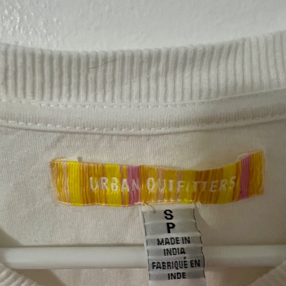 Urban Outfitters White Fringe Tee Shirt - Picture 3 of 3